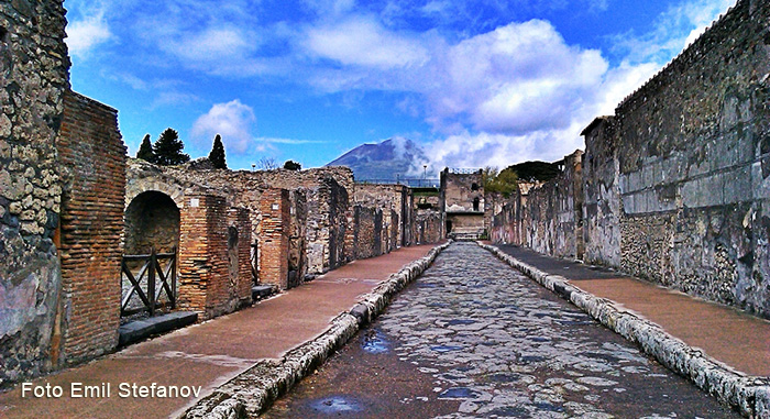 Escursione in Bus da Ischia: "Pompei/Sorrento/Amalfi"
