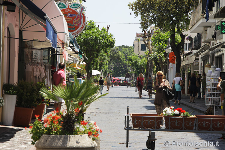 Via Roma_Ischia Porto