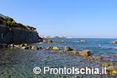 Spiaggia di San Francesco, Forio: Tutto Quello che Devi Sapere 6